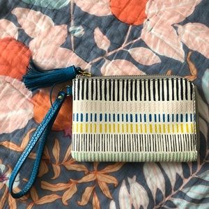 Fossil wristlet